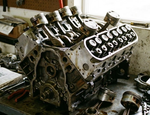 Bloc moteur : structure, types et entretien du moteur sur une voiture